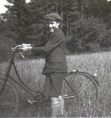 Click for a larger image of Sidney Wareham aged about 12/13