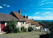 Click for a larger image of Gold Hill, Shaftesbury