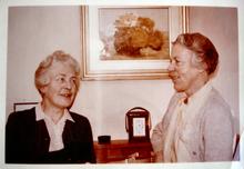 Click for a larger image of Bet and Nellie North